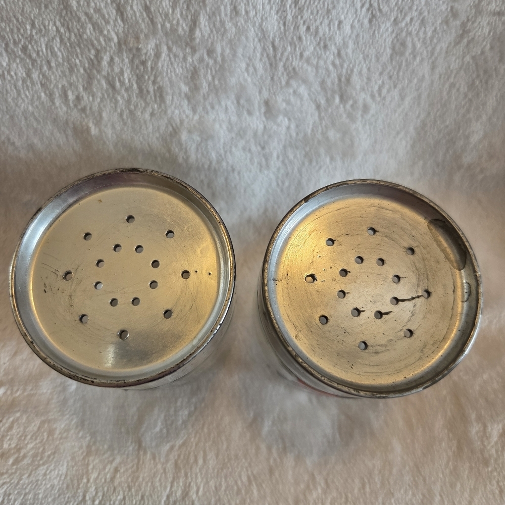 Vintage Walt Disney World Mickey Minnie Mouse Glass Salt Pepper Shakers - Picture 3 of 10